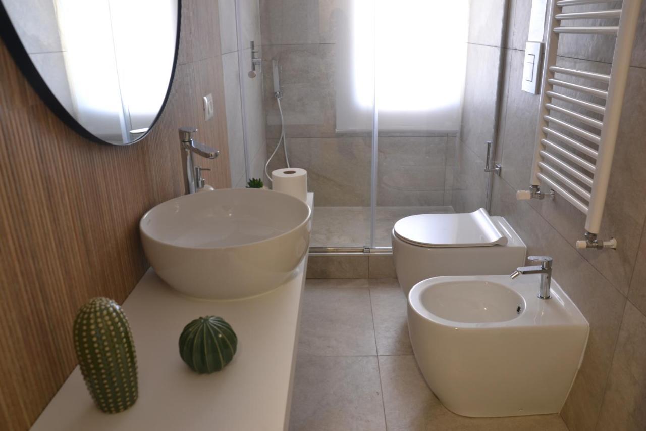 Luna Nuova Suites Naples Exterior photo
