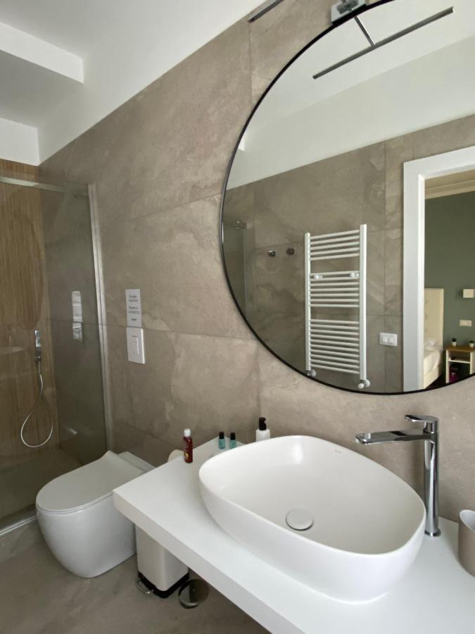 Luna Nuova Suites Naples Exterior photo